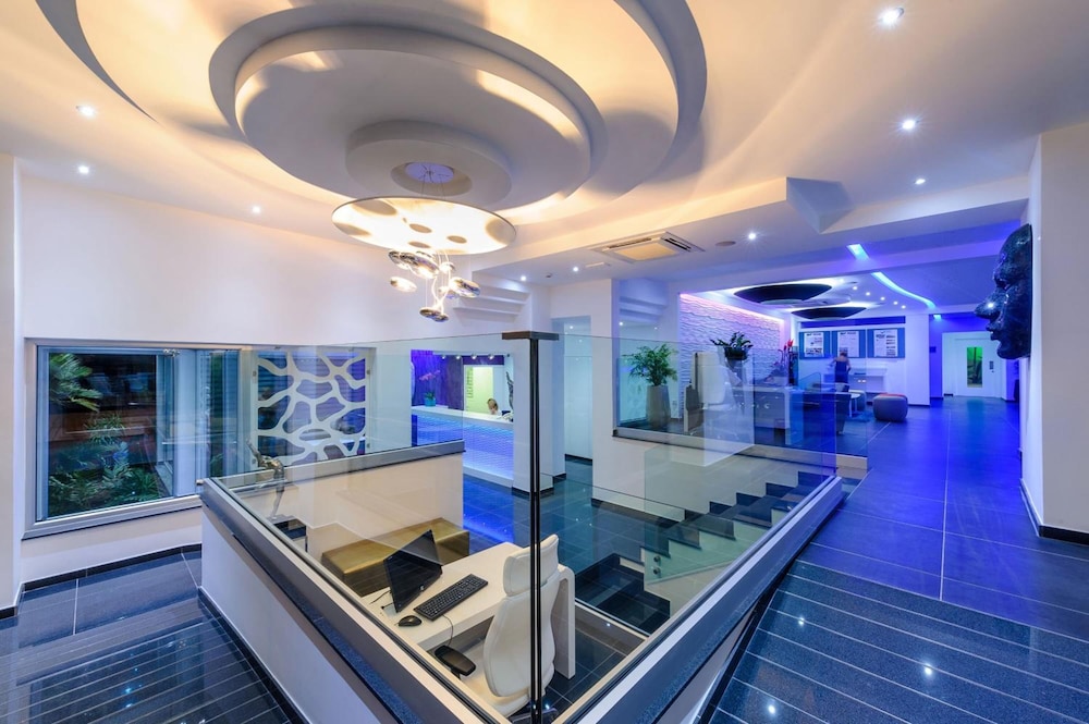 Tasia Maris Oasis Hotel 14/77