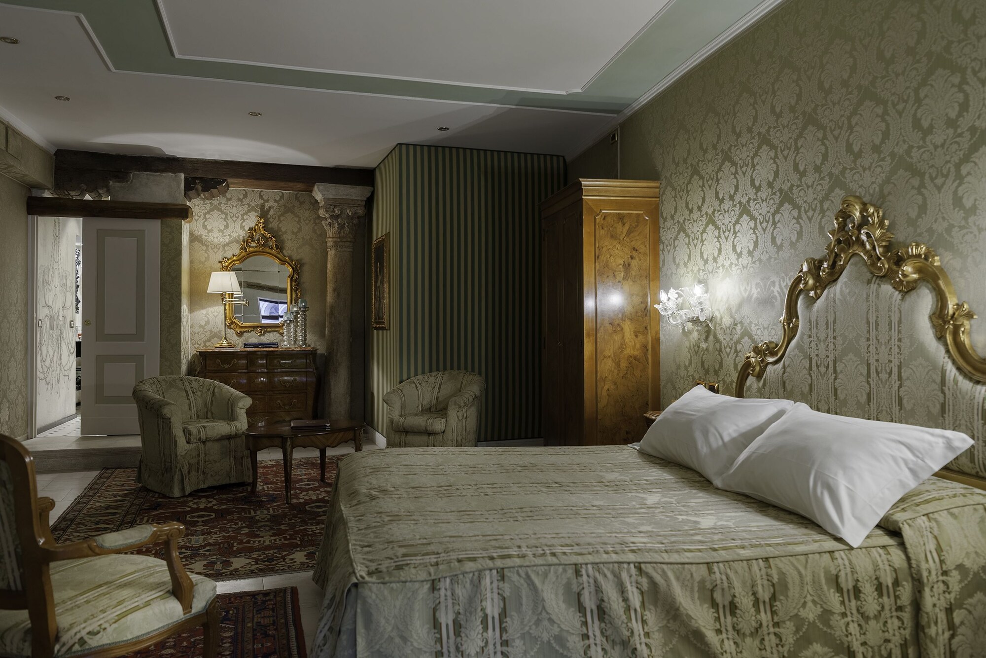 JUNIOR SUITE, GRAND CANAL VIEW