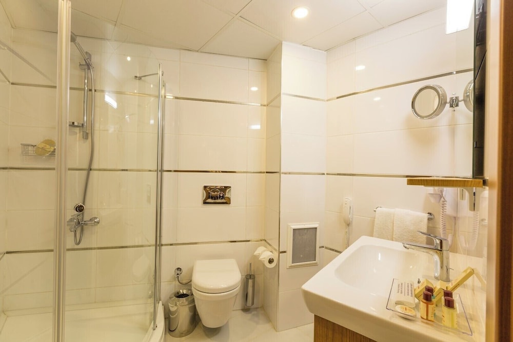 Yilmazoglu Park Otel 38/40