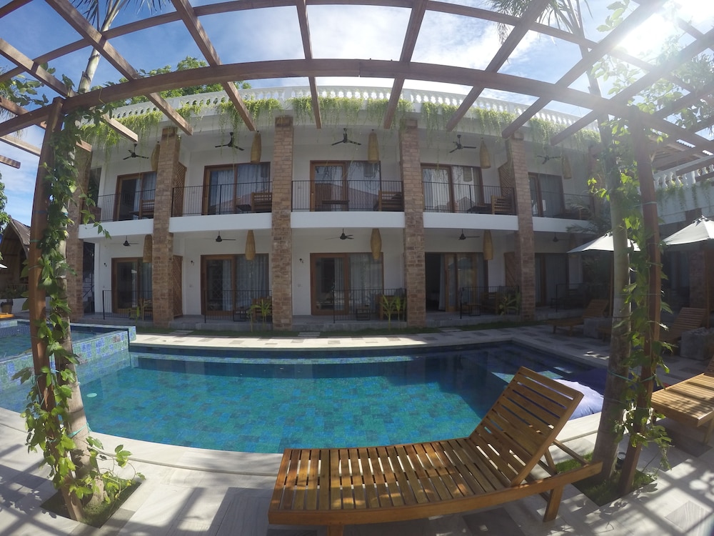 Abdi Hotel & Bungalow 1/28