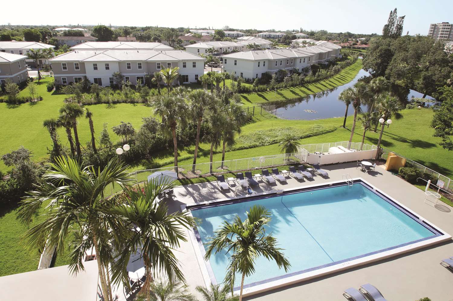 La Quinta Inn & Suites by Wyndham Coral Springs Univ Dr 23/23