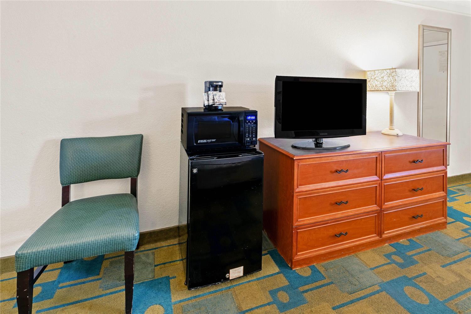 Travelodge by Wyndham Phoenix North 18/25