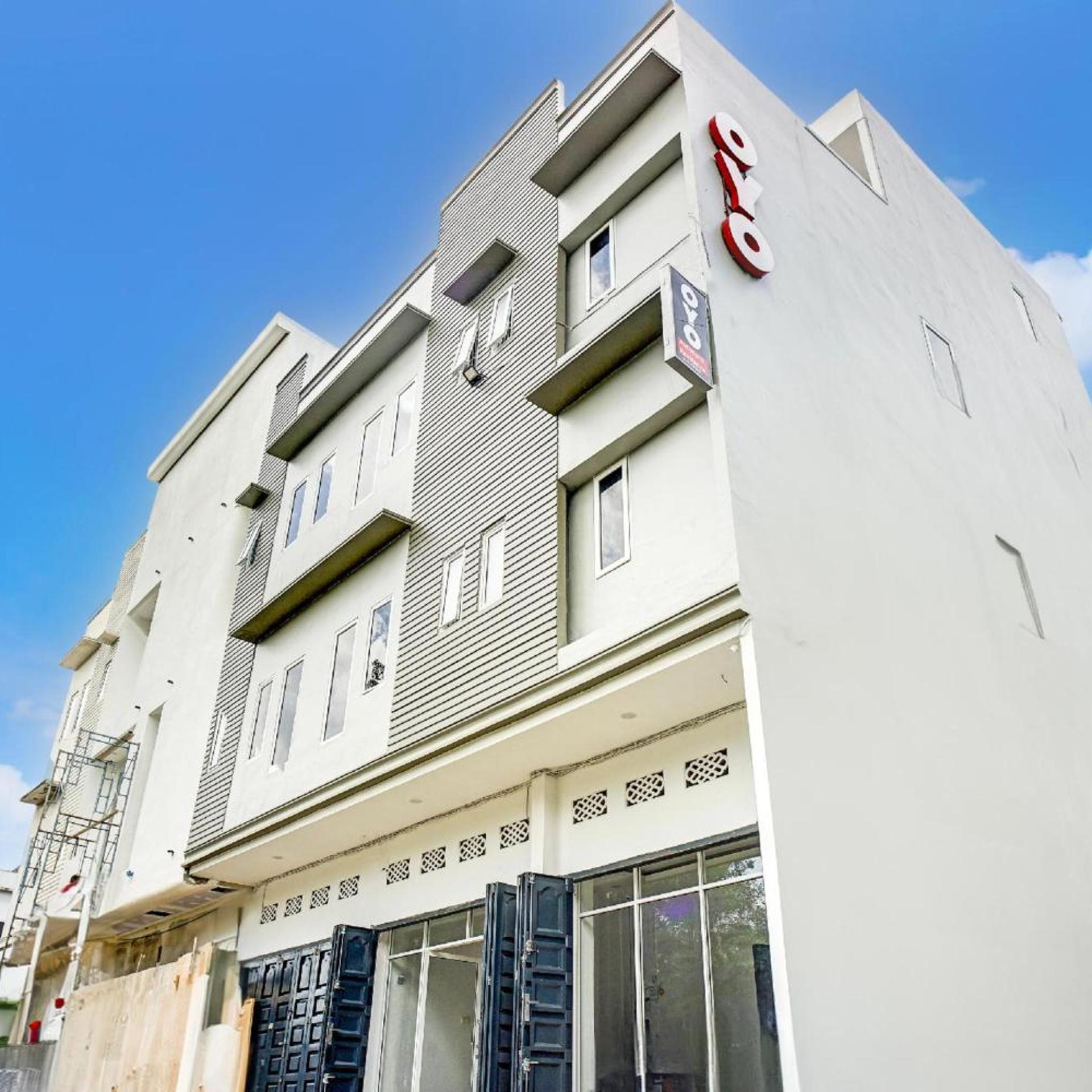 Collection O Almasarra Residence Near Ring Road Medan in MEDAN