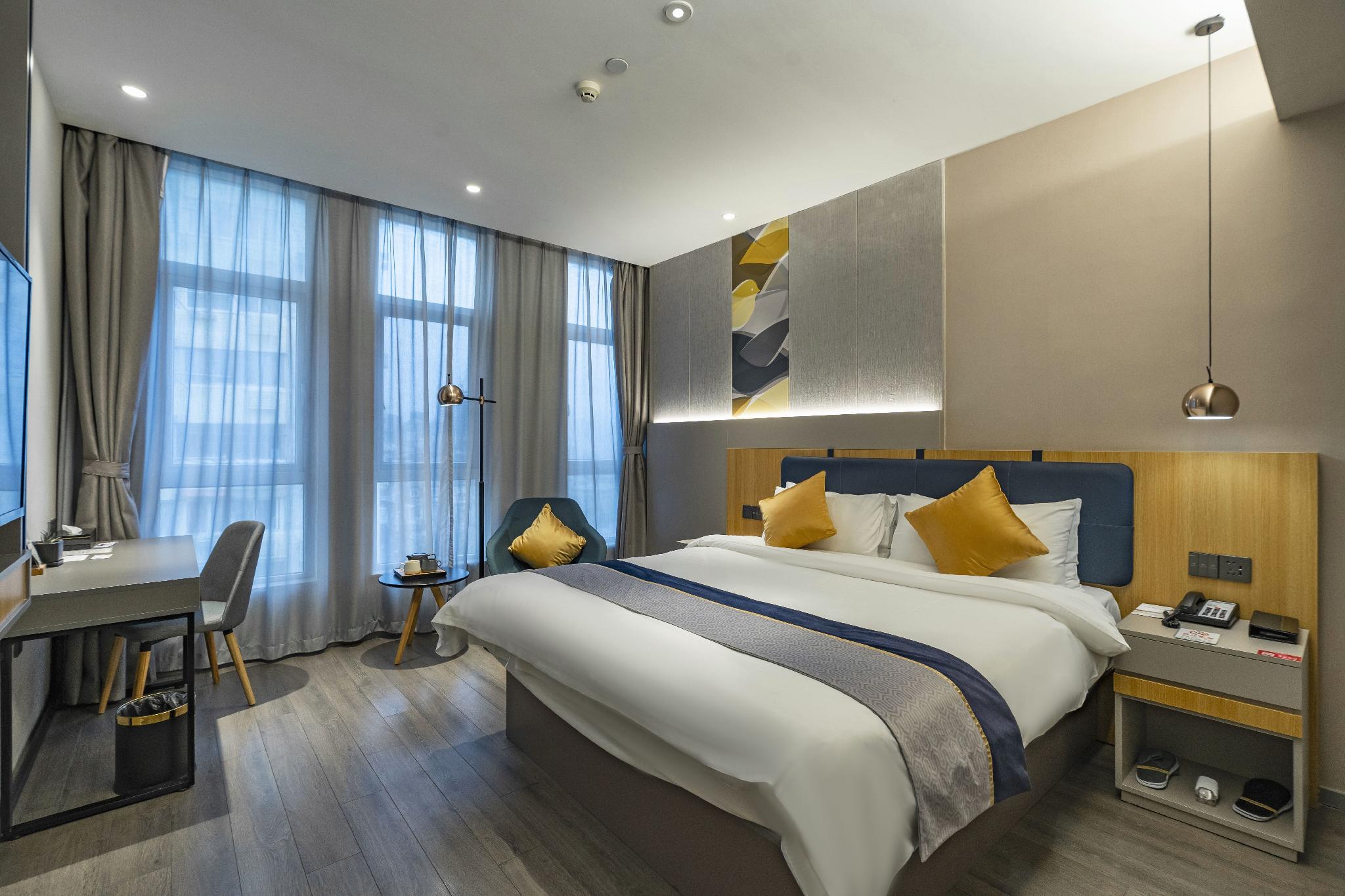 Home Inn Selected (Shanghai Raffles, North Bund) 18/42