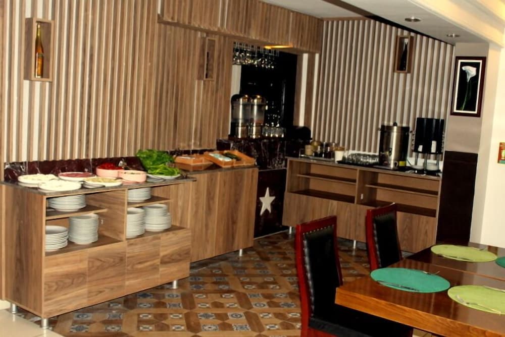 Anibal Hotel 34/38