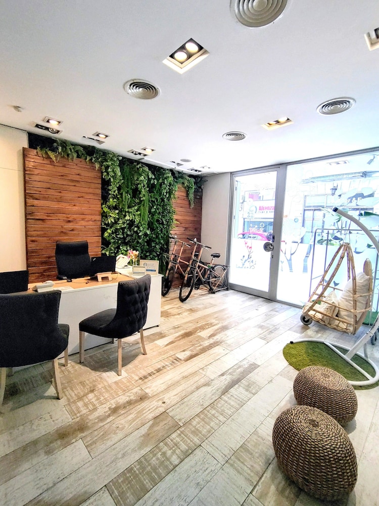 CASACALMA HOTEL 4/64