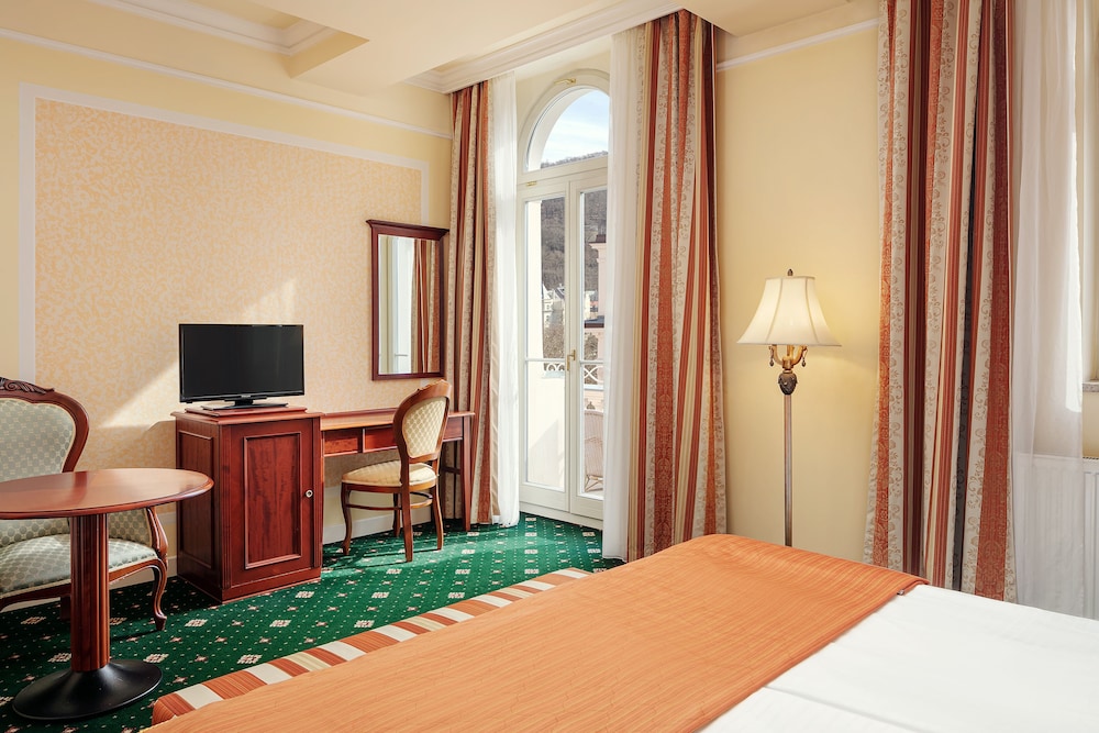 Humboldt Park Hotel Spa 55/60