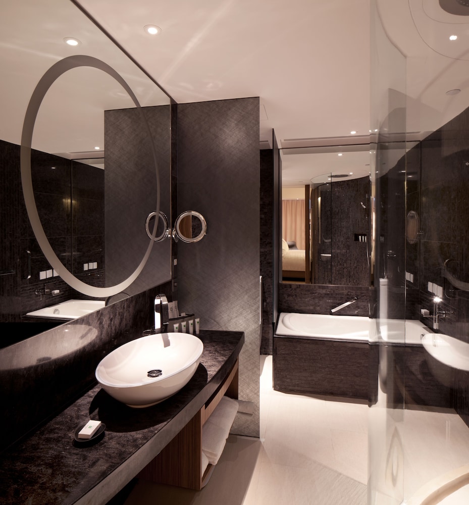 Hotel ICON 7/42