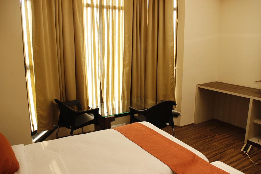 Regenta Inn Larica Ct 41/68