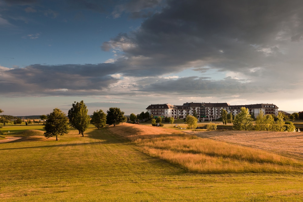 Greenfield Hotel Golf And Spa 35/45