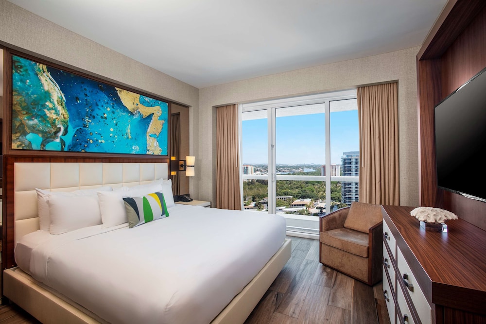 1 BEDROOM, SUITE, INTRACOASTAL VIEW