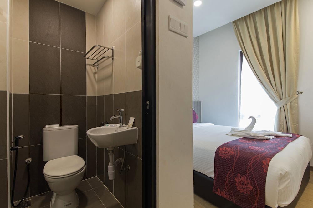 Hotel Signature International at Pudu 34/35