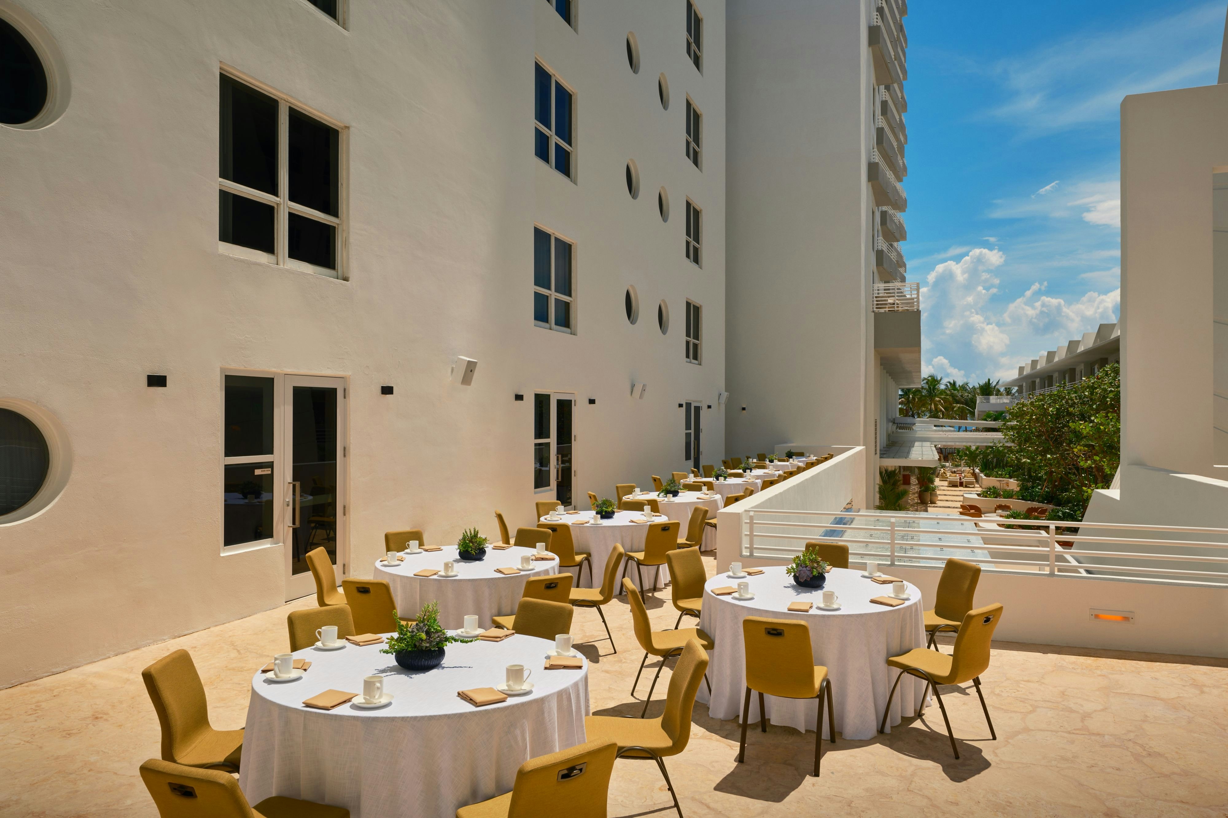 Royal Palm South Beach Miami, a Tribute Portfolio Resort 28/50
