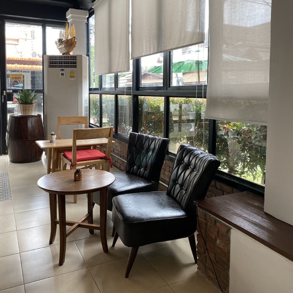 Huenphen House And Cafe' 24/45