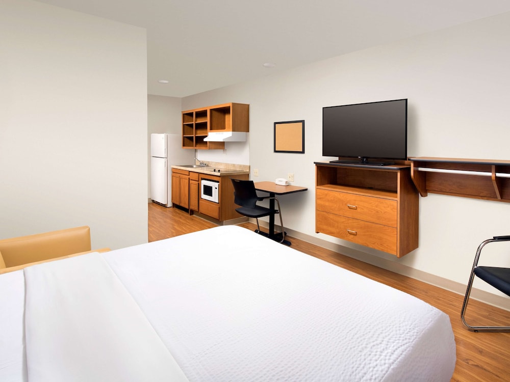 Extended Stay America Suites - Denver – Airport 16/43