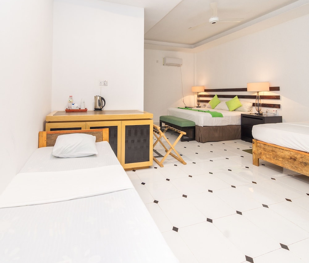 Eighth Wonder Resort 27/50