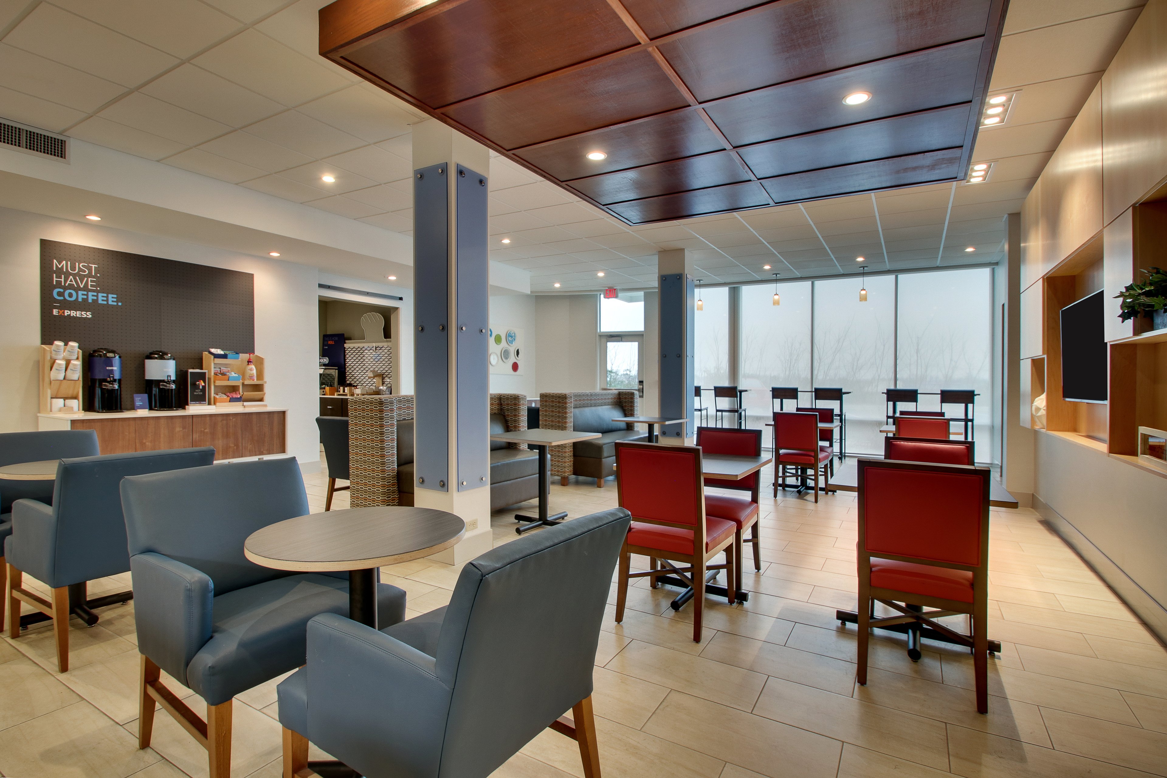 Holiday Inn Express and Suites Mt Sterling North 62/72