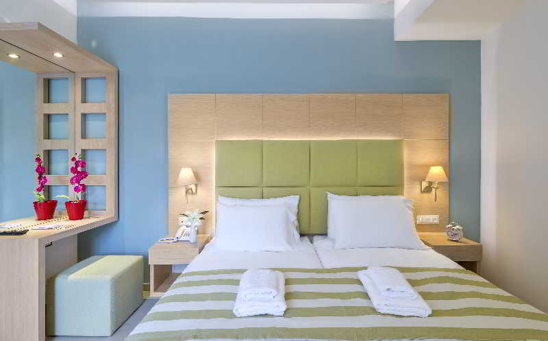 Leonidas Hotel & Apartments 29/63