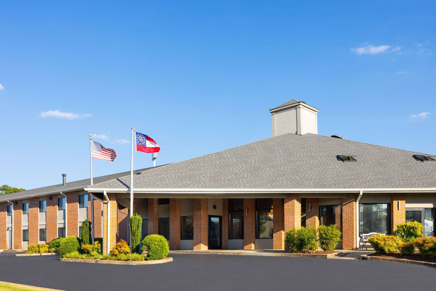 Baymont By Wyndham Lagrange 3/16