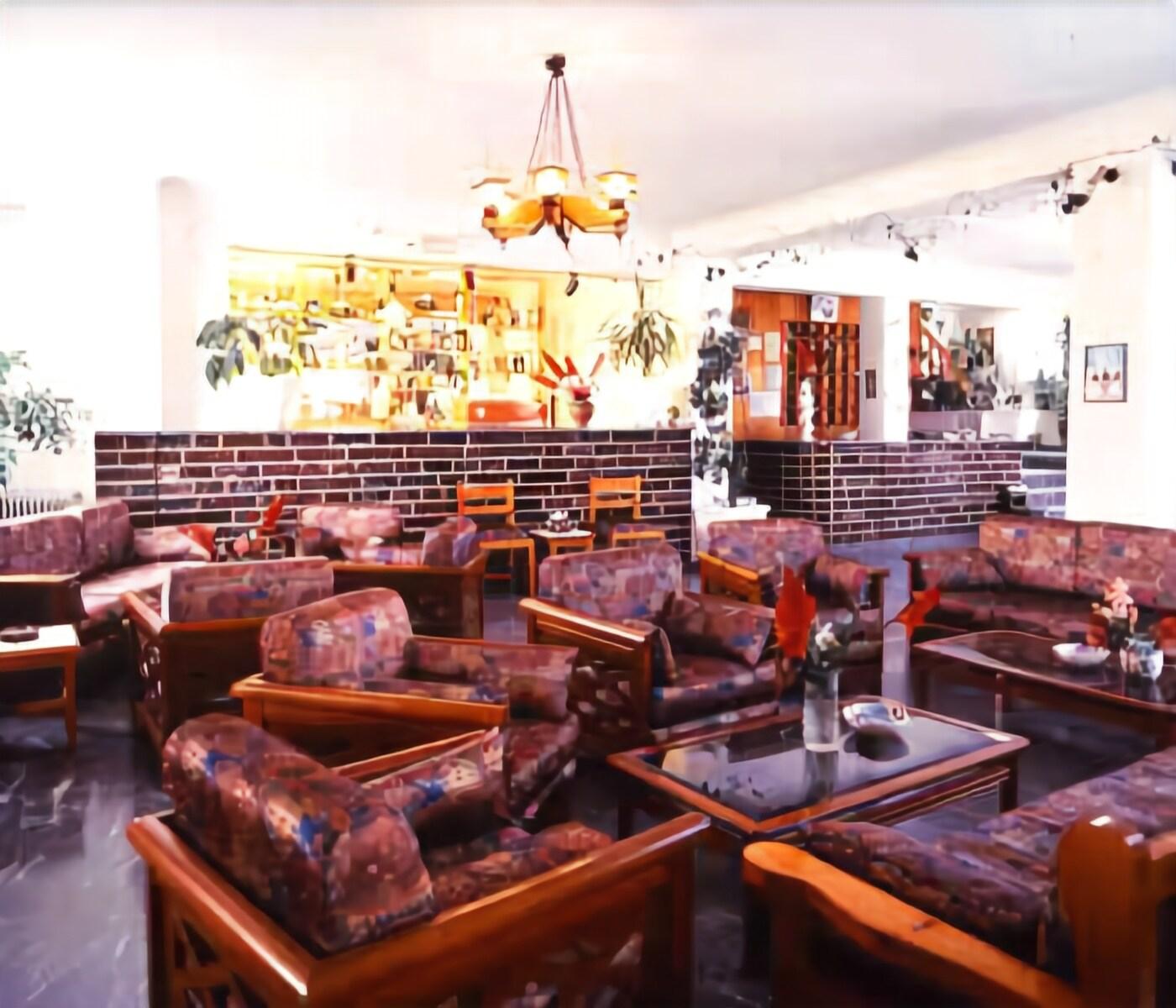 Hotel Babis 37/48