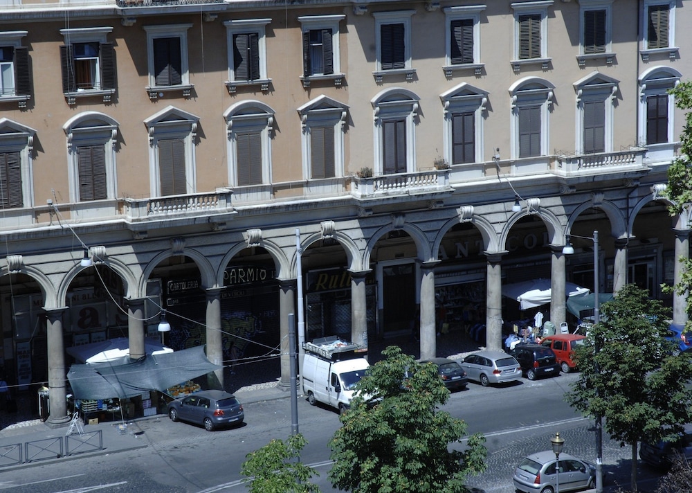 Rome Love 1/44