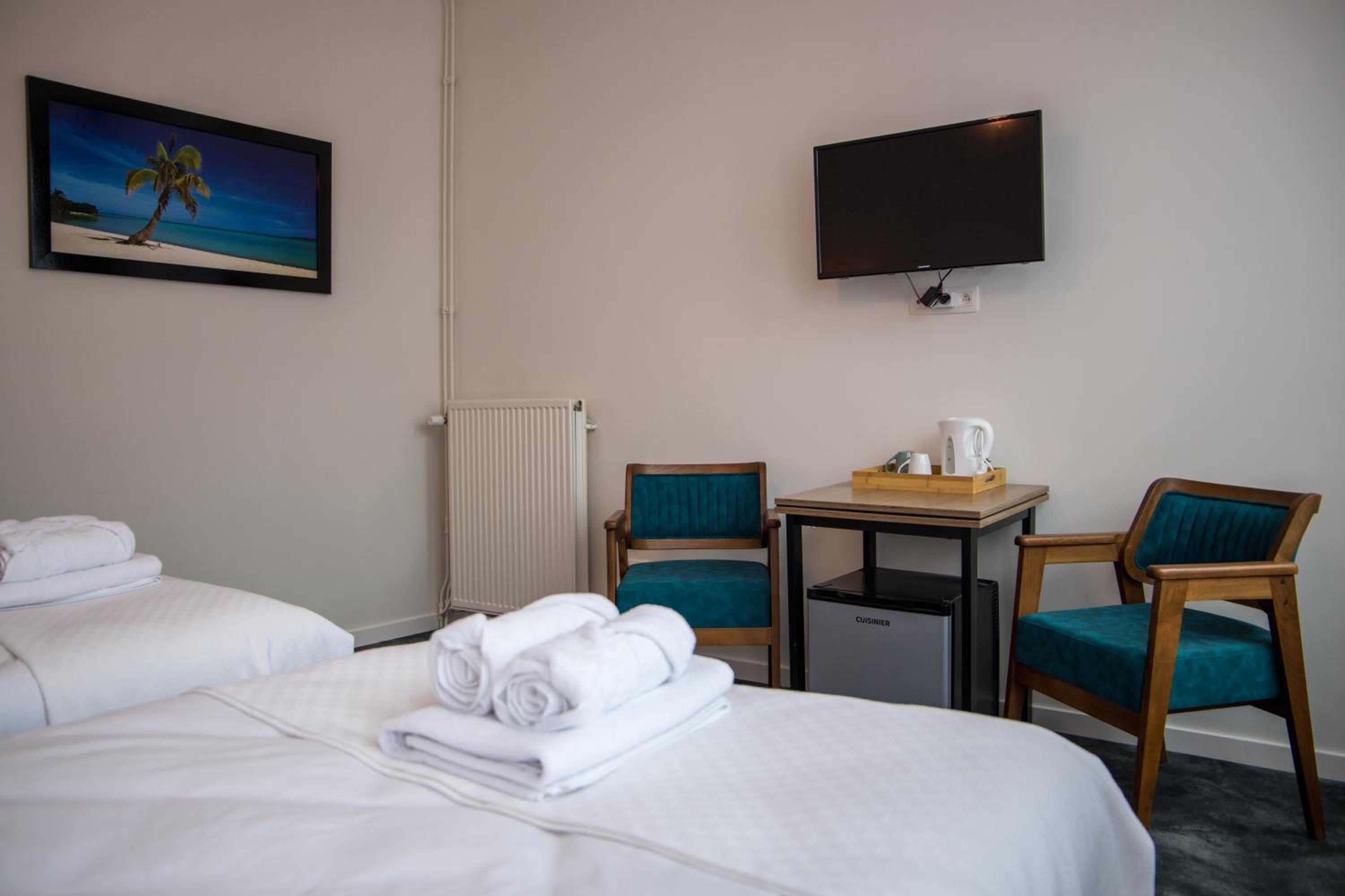 Hotel Guzy 25/68