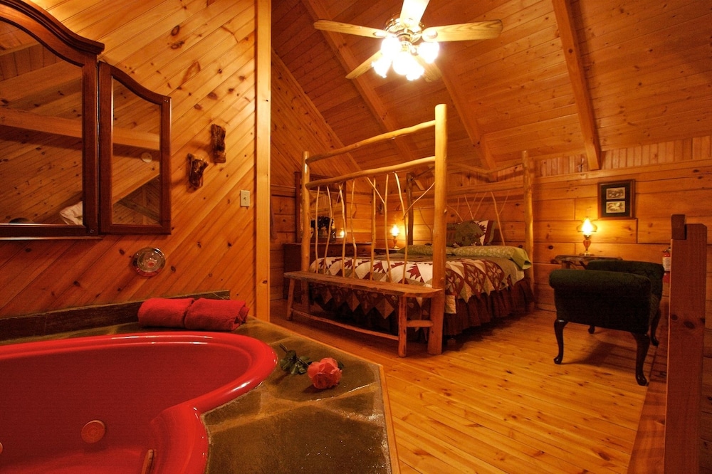 Gatlinburg Adventure Cabins 6/48