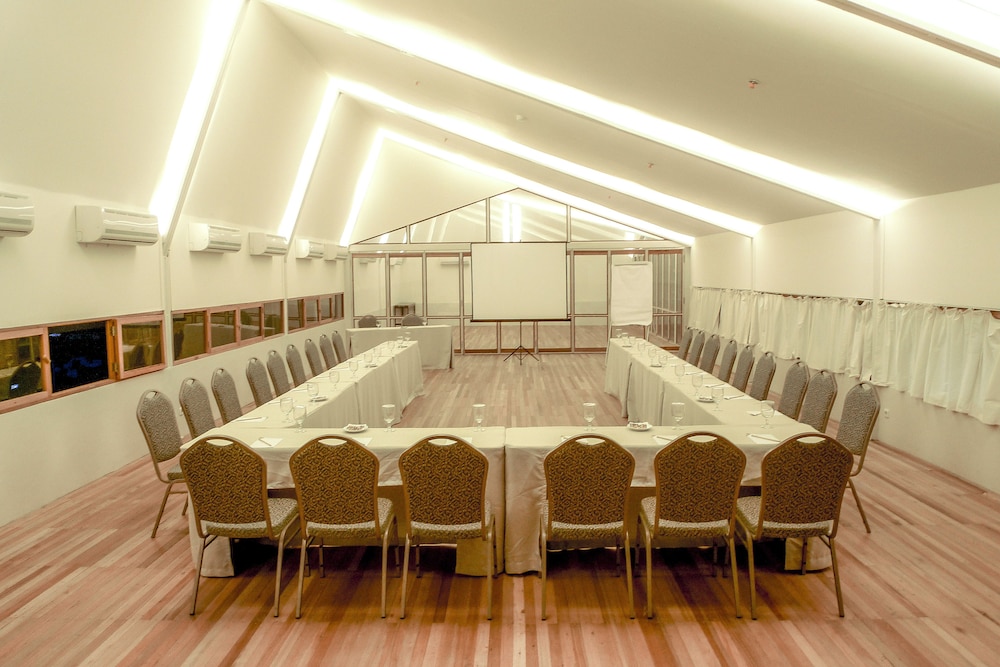 GREENHOST BOUTIQUE HOTEL 48/66