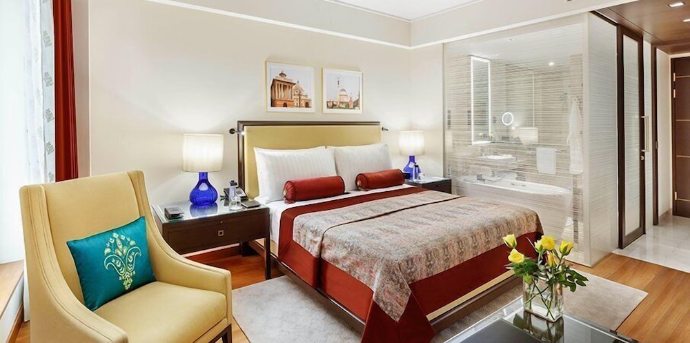 The Oberoi New Delhi 8/55