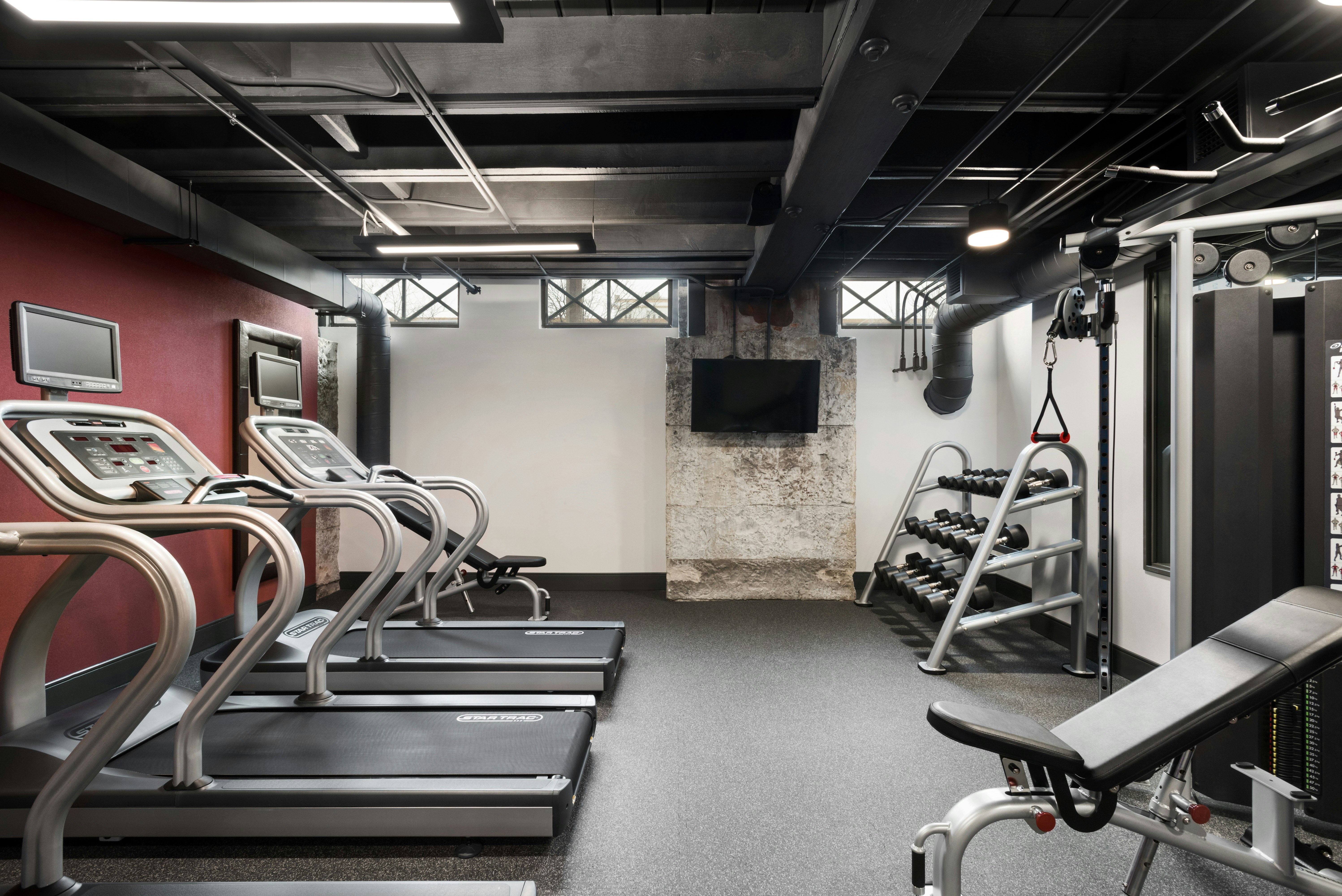 Homewood Suites By Hilton Milwaukee-Downtown 13/25