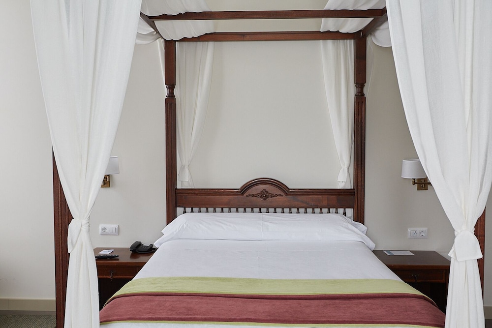 Parador De Cangas De Onis 23/73