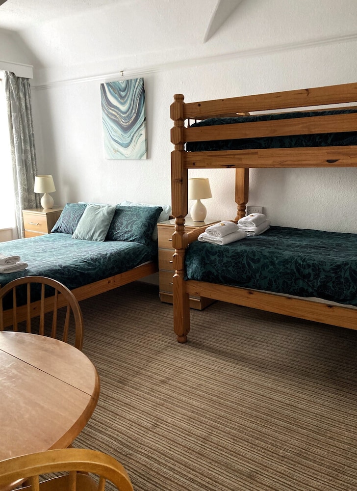 Donnington Guest House 14/40