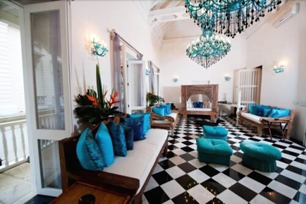 Aguamarina Hotel Boutique 29/50