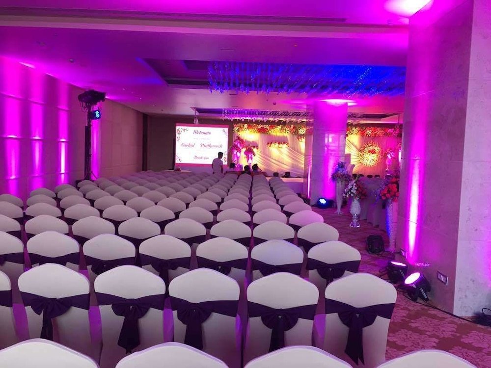 Grand Tamanna Hotel 36/45