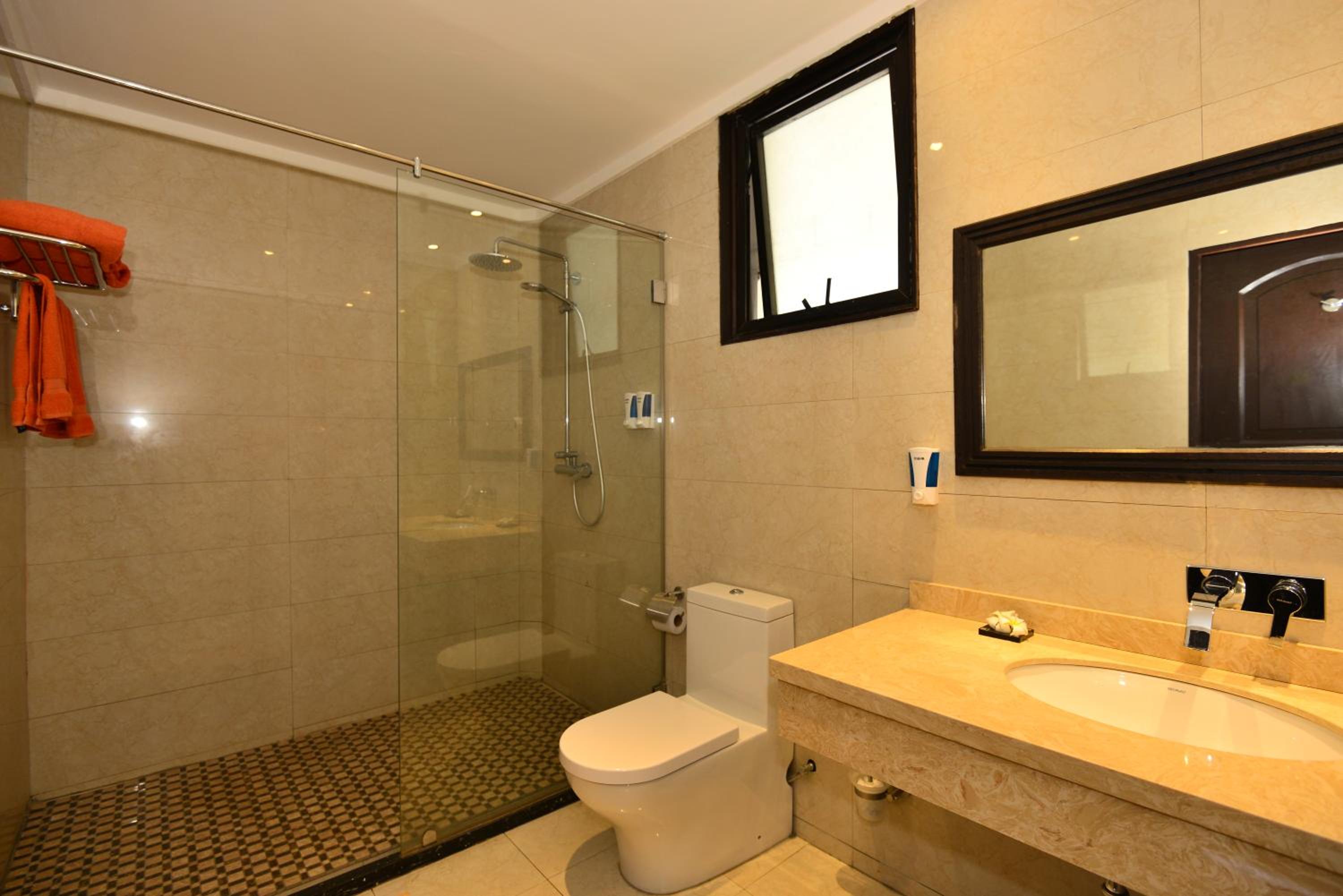 BAOBAB HOLIDAY RESORT 53/56