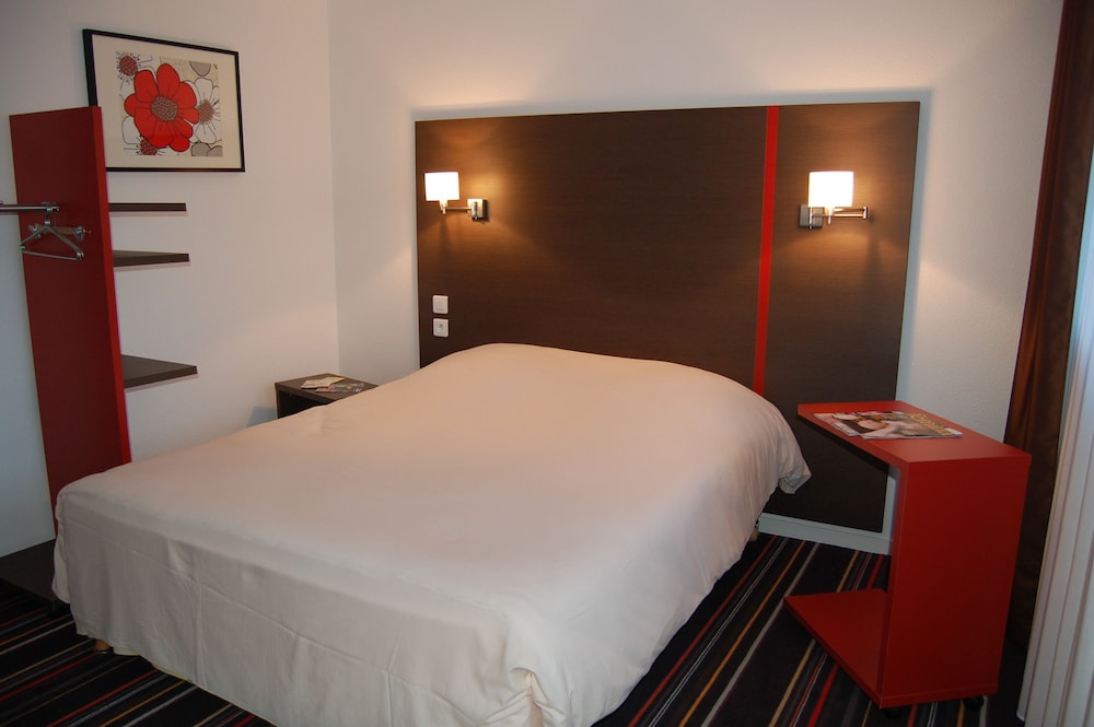 Ibis Styles Segre 22/58