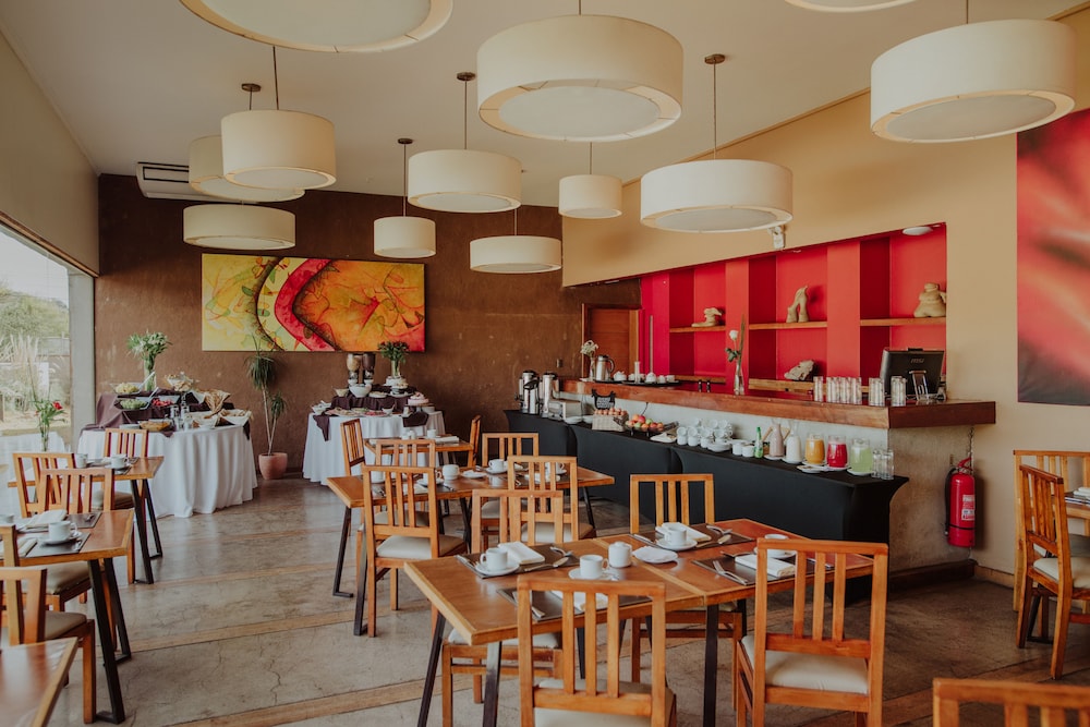 restaurant cafeteria