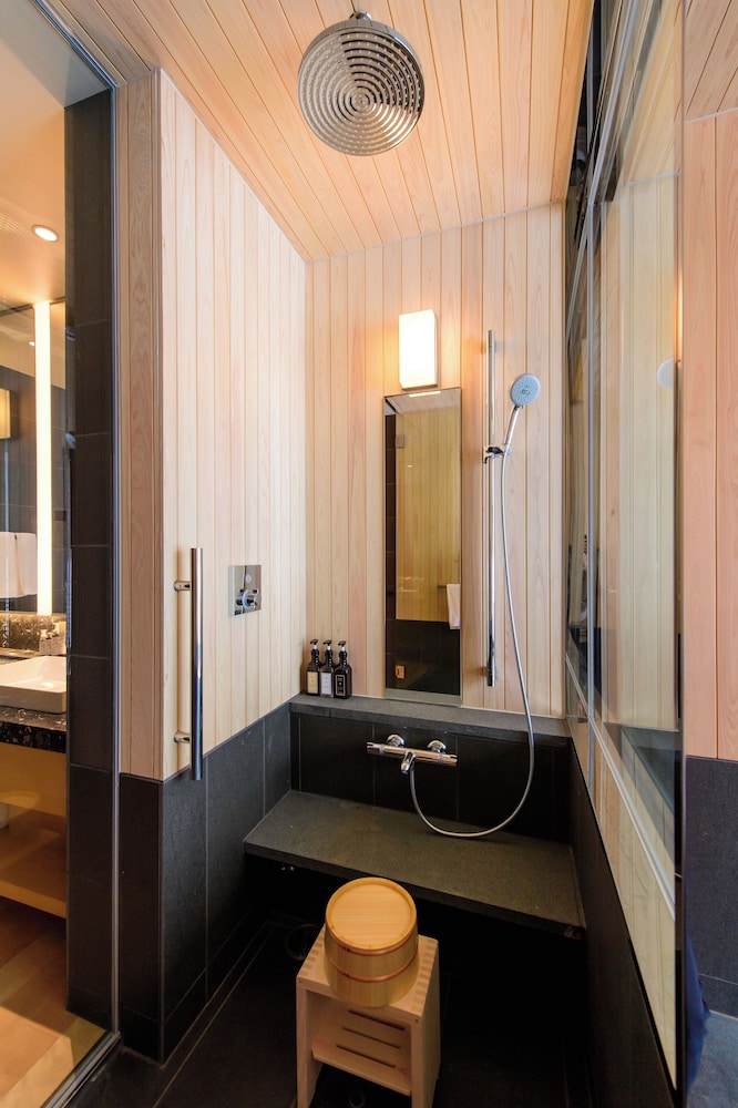 NISEKO Inn of Youtei Raku Suisan 48/49