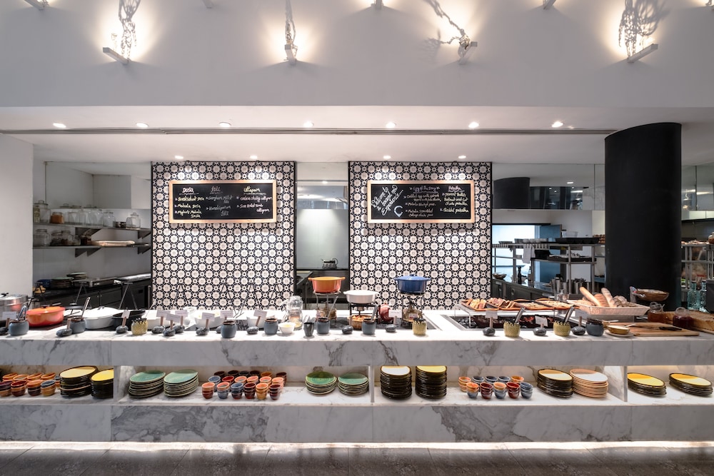 Hyatt Centric Candolim Goa 7/72