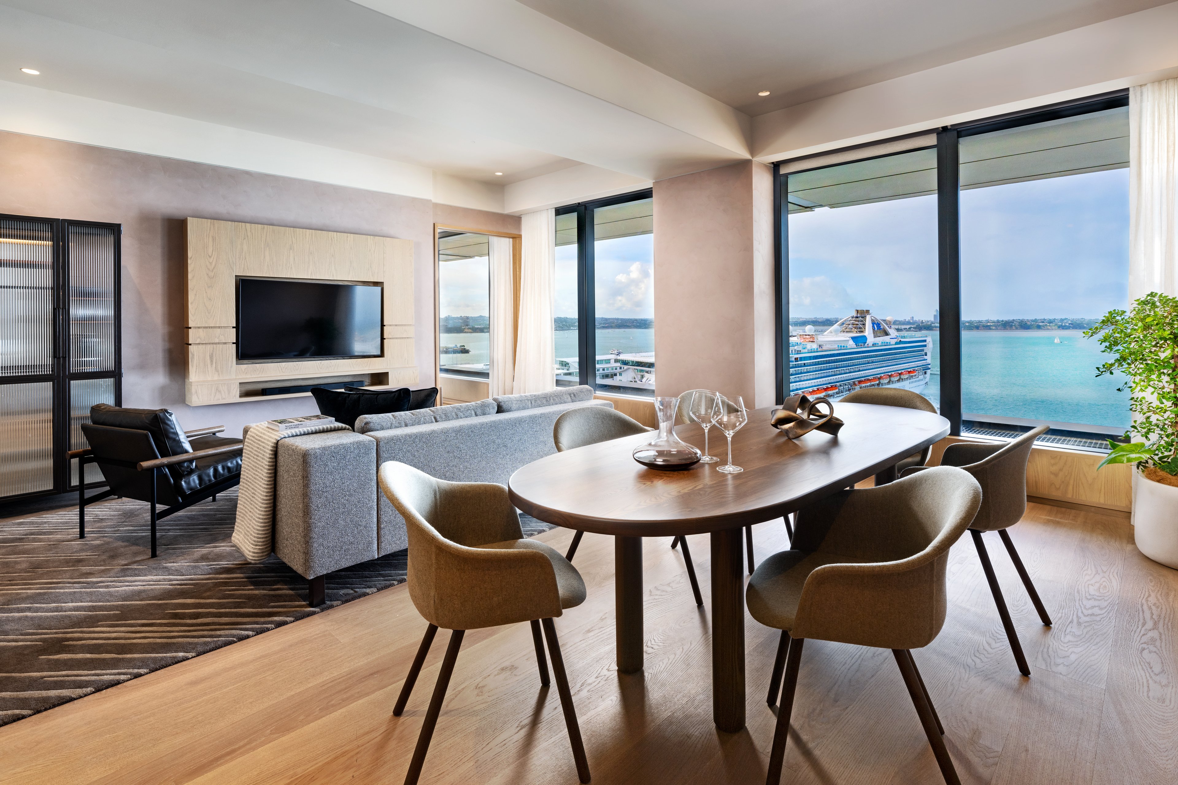 InterContinental Auckland 52/66