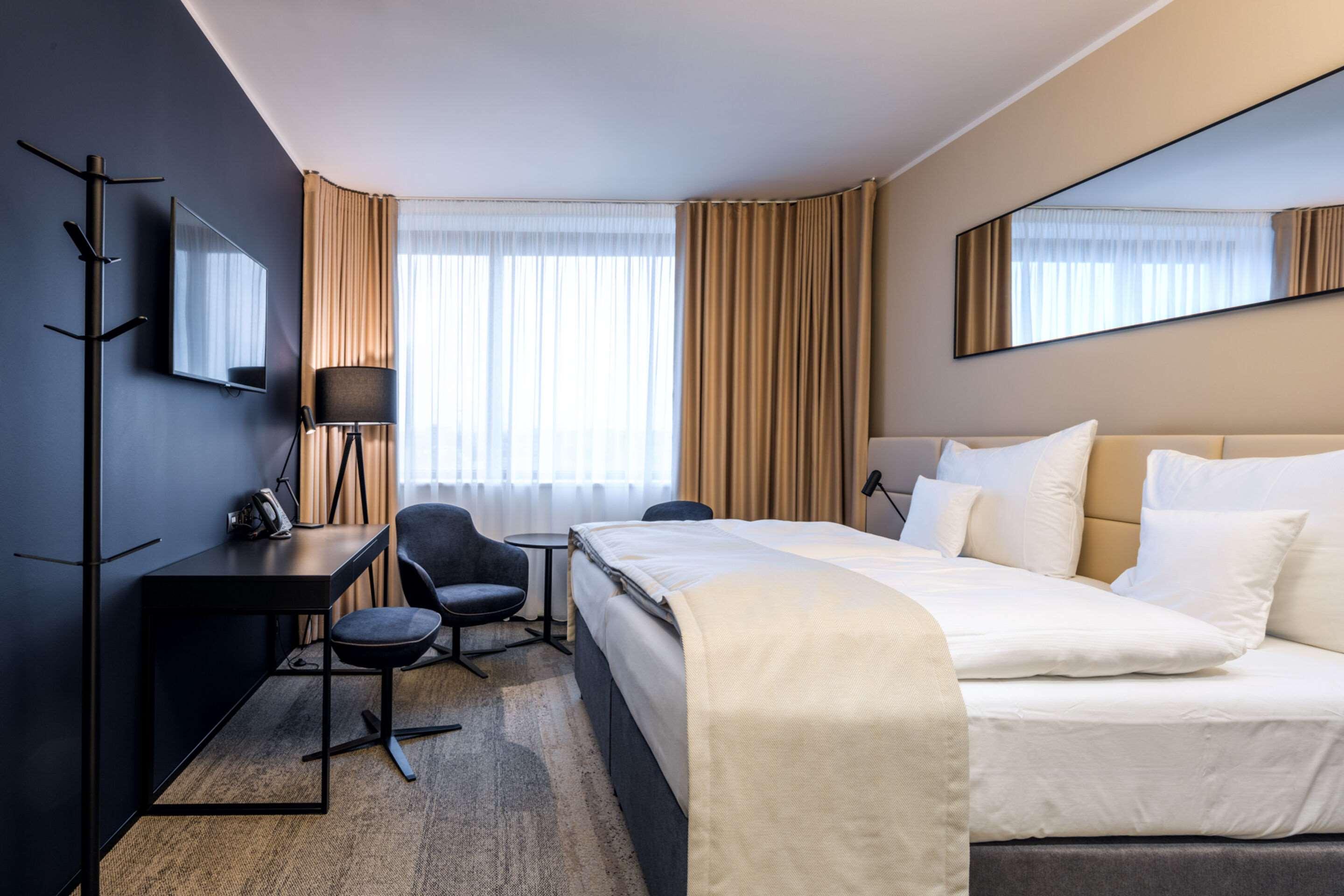 Upgrade, Double Bed