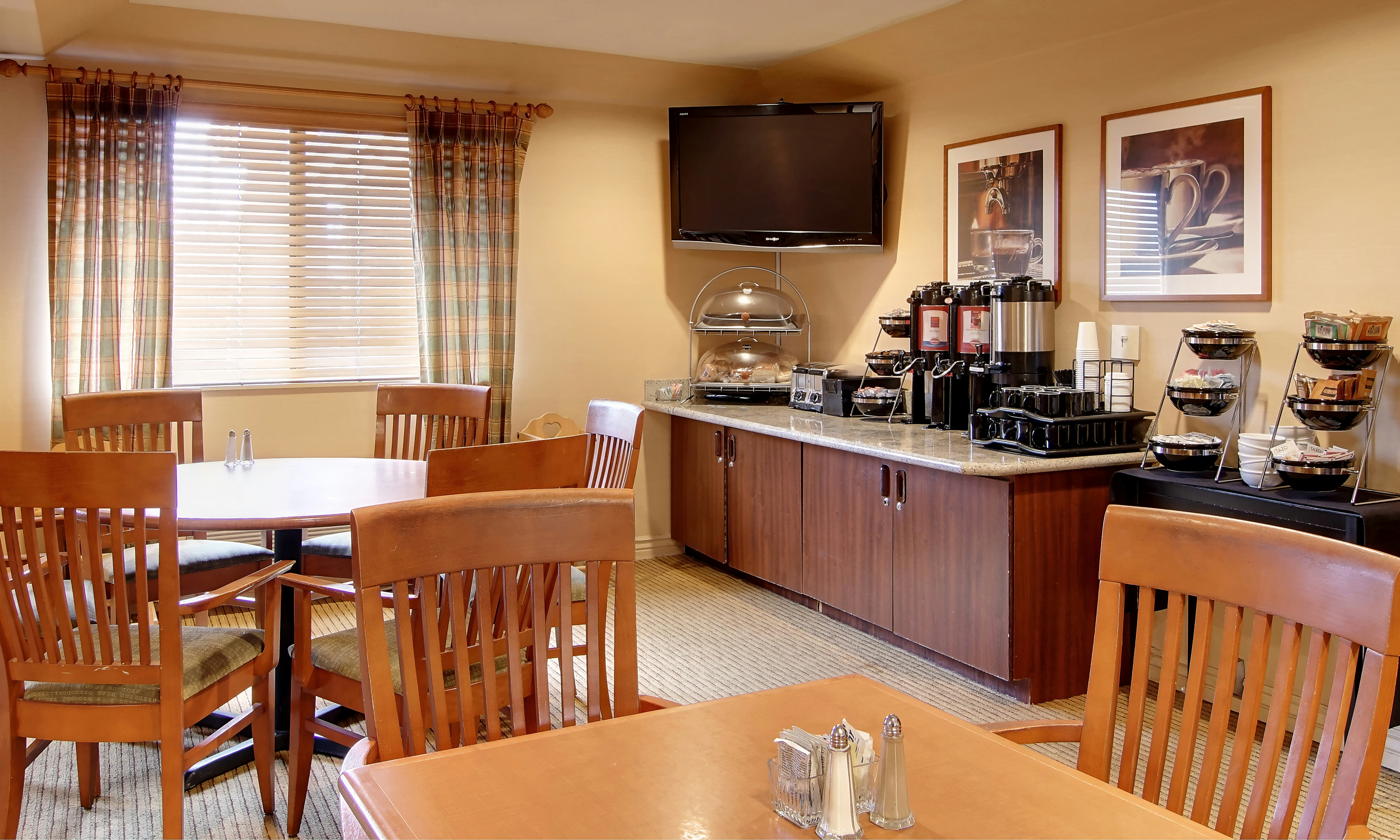 Phoenix Inn Suites South Salem 44/57