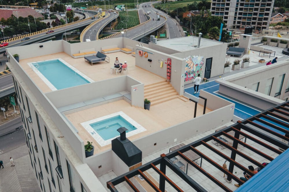 UMA Suites Chia 42/57