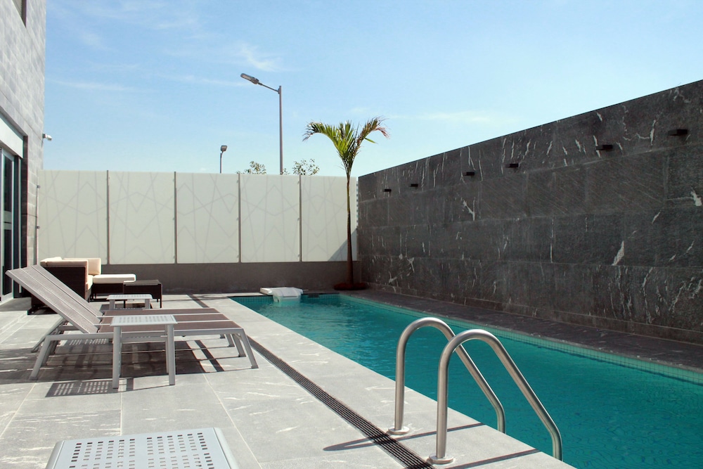 Hotel Casa Inn Business Irapuato 44/63