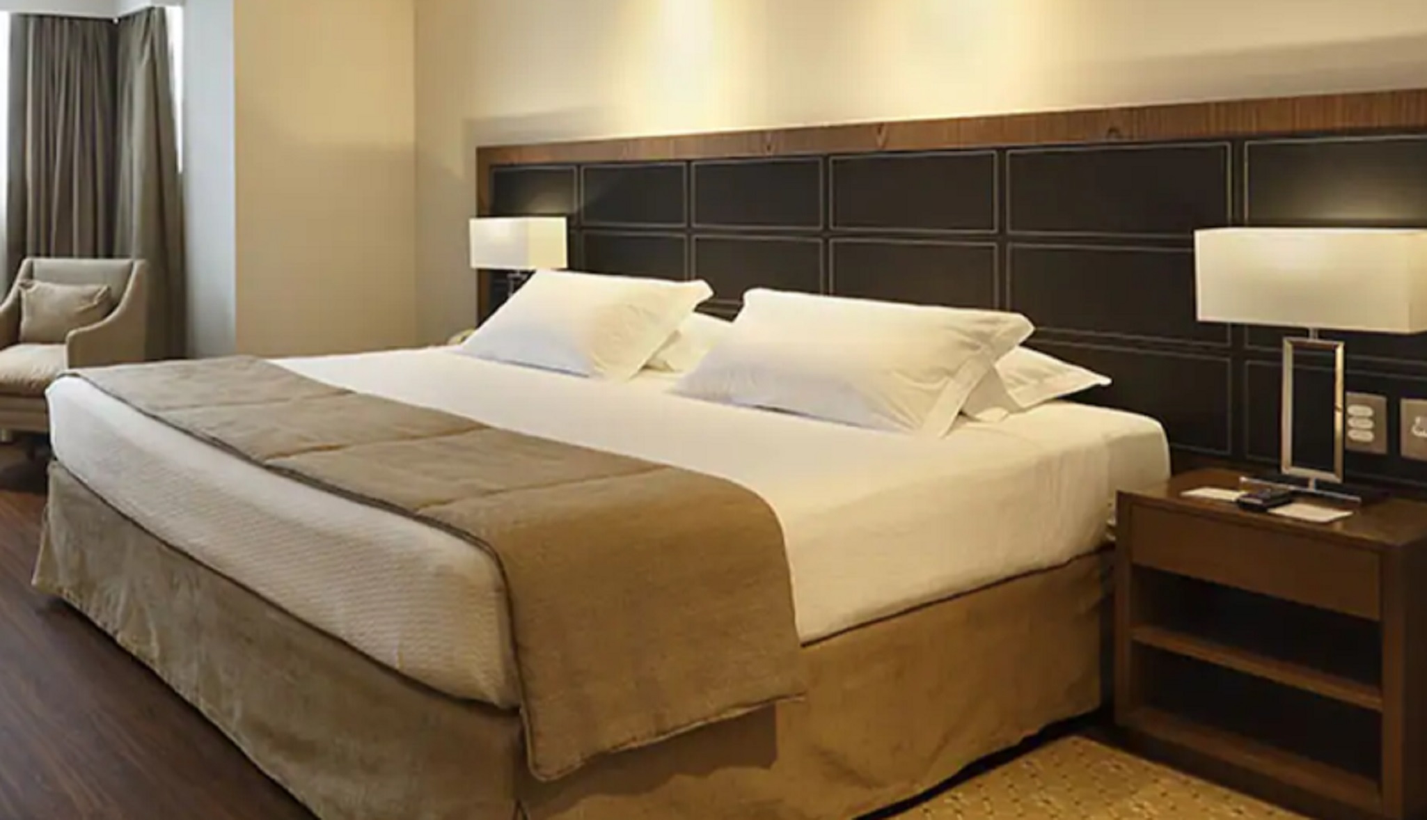 Superior, Double Bed, Ocean Front