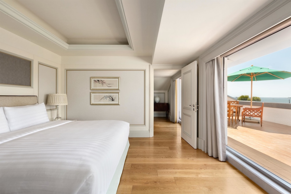 Shangri La Bosphorus Istanbul 9/50