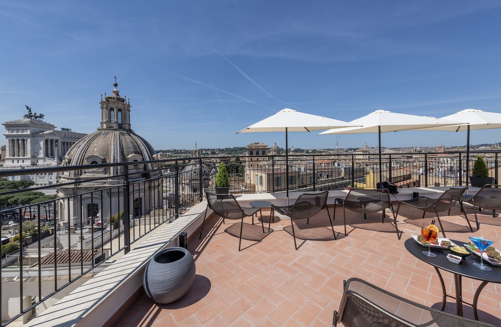 H10 Palazzo Galla 35/70
