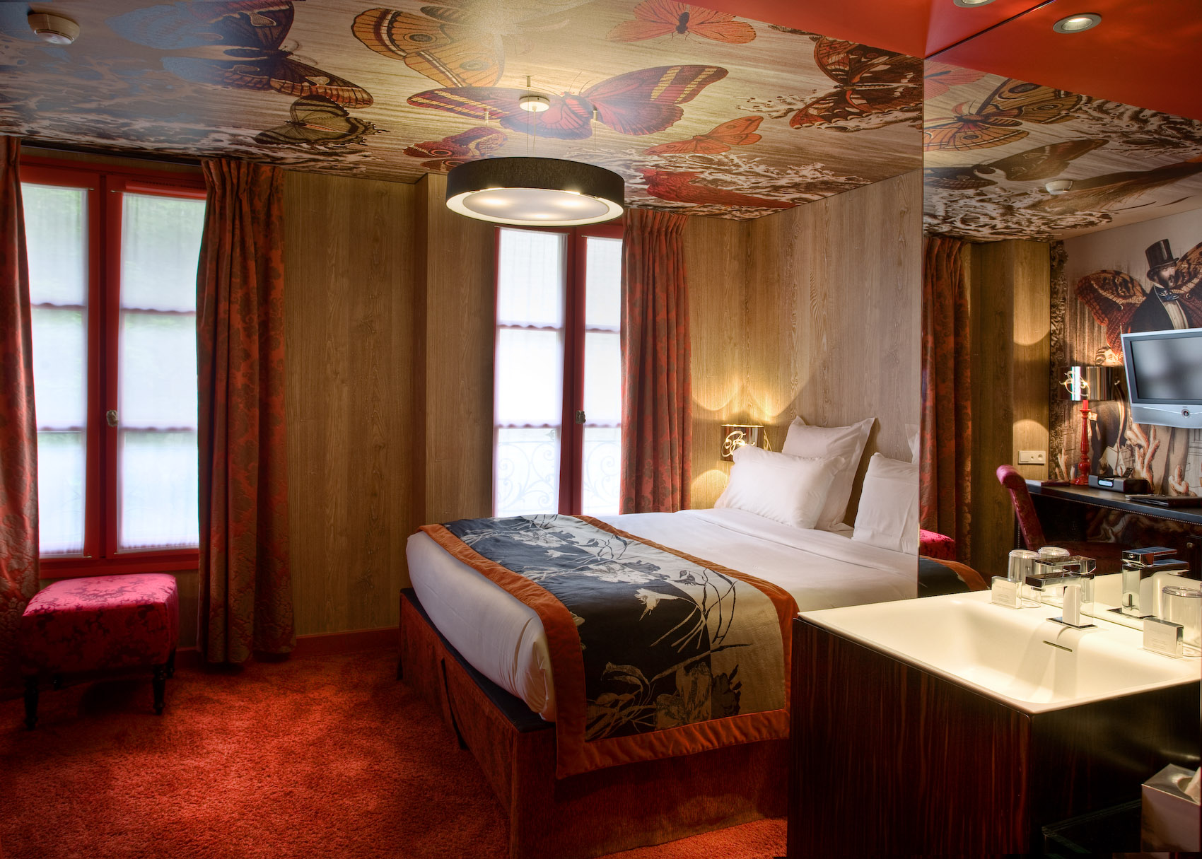 Room at Hotel Le Bellechasse Saint Germain, PARIS