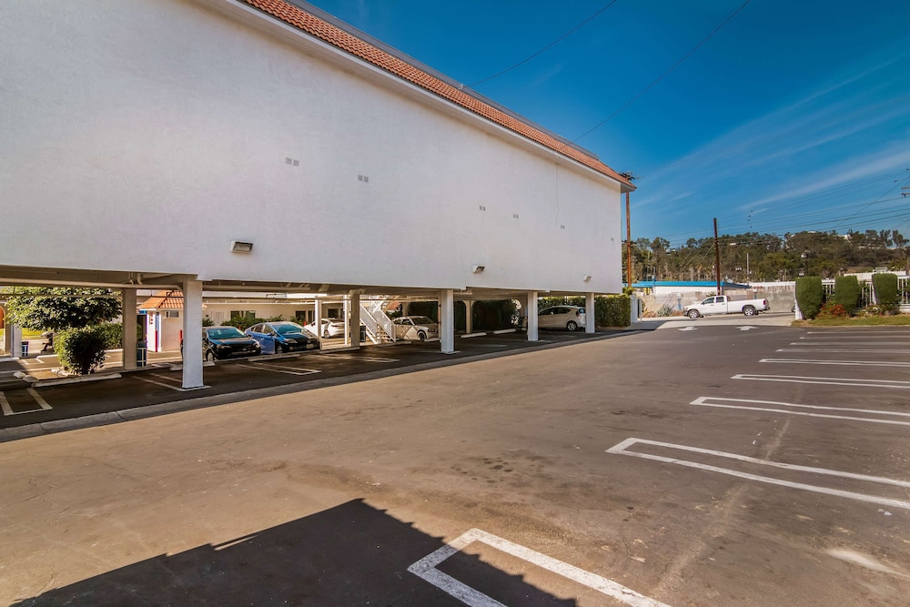 Motel6 Monterey Park, CA 33/47