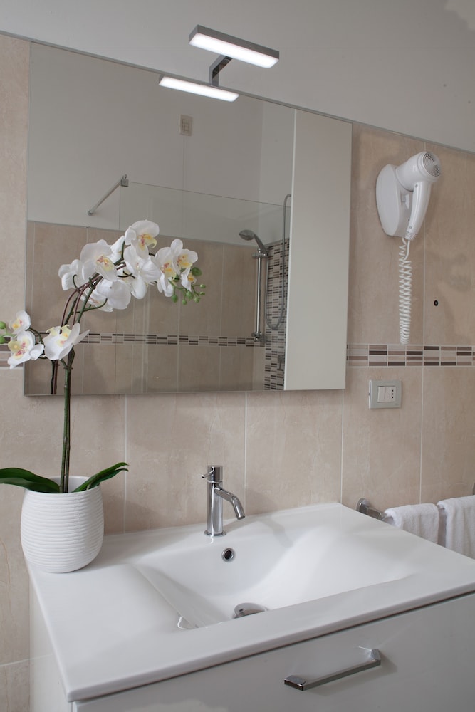 Hotel Milano Palmanova 53/58